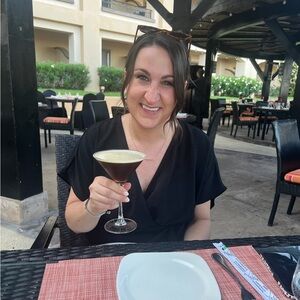 Meet your Posher, Andrea